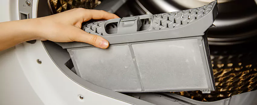 Signs Of A Clogged Dryer Lint Trap in Sierra Vista, Arizona